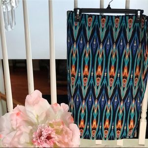 Classy form fitting skirt